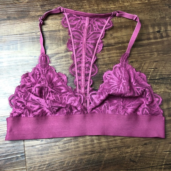 PINK Victoria’s Secret Pink Lace Bralette